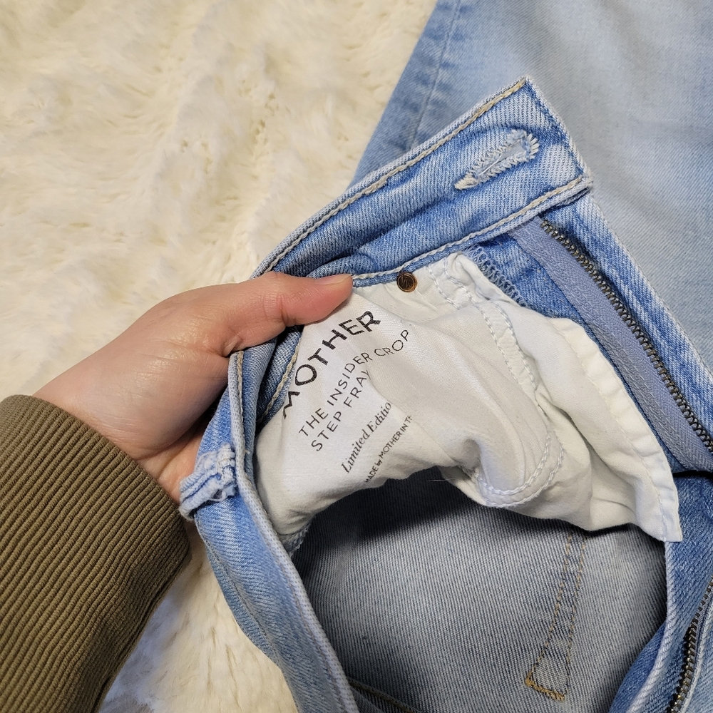 Mother Insider Crop Step Fray Limited Edition Size 25 Light Blue - Picture 7 of 9